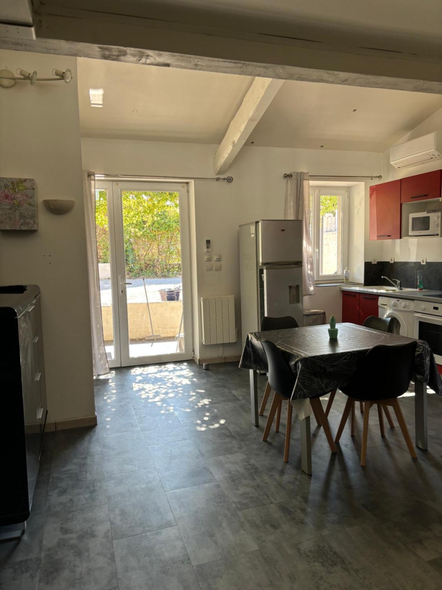 Appart. 4 Pers A 6 Kms De Cassis Avec Acces Piscine Roquefort-la-Bedoule Exterior photo