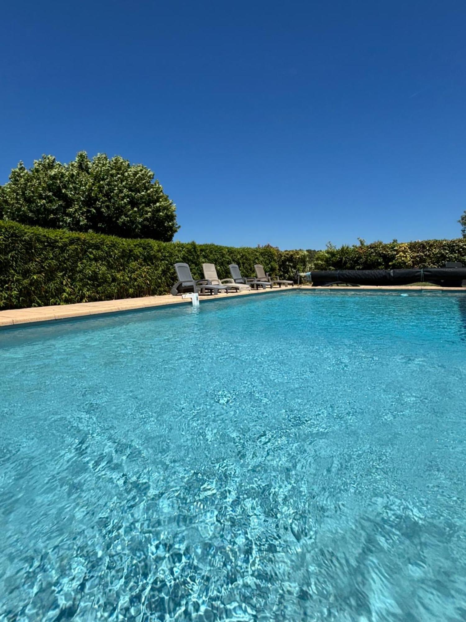 Appart. 4 Pers A 6 Kms De Cassis Avec Acces Piscine Roquefort-la-Bedoule Exterior photo