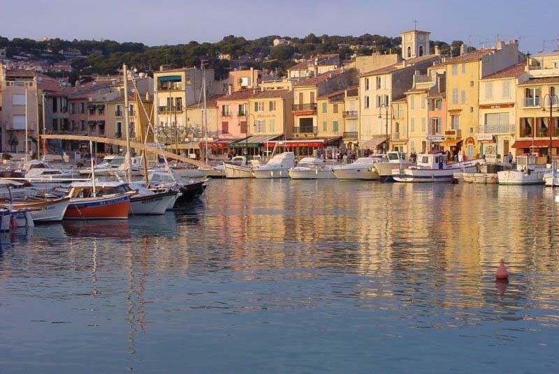 Appart. 4 Pers A 6 Kms De Cassis Avec Acces Piscine Roquefort-la-Bedoule Exterior photo