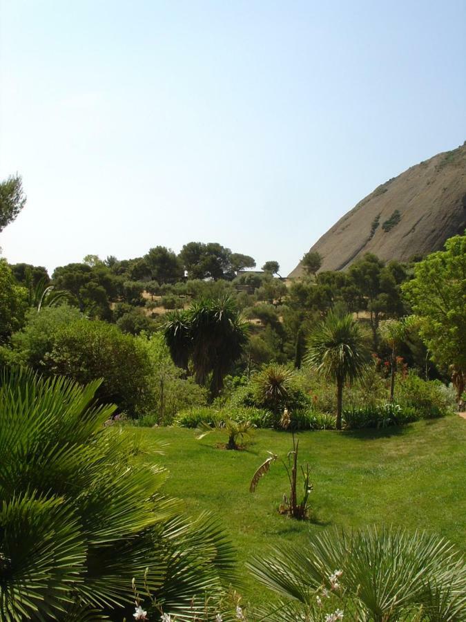 Appart. 4 Pers A 6 Kms De Cassis Avec Acces Piscine Roquefort-la-Bedoule Exterior photo